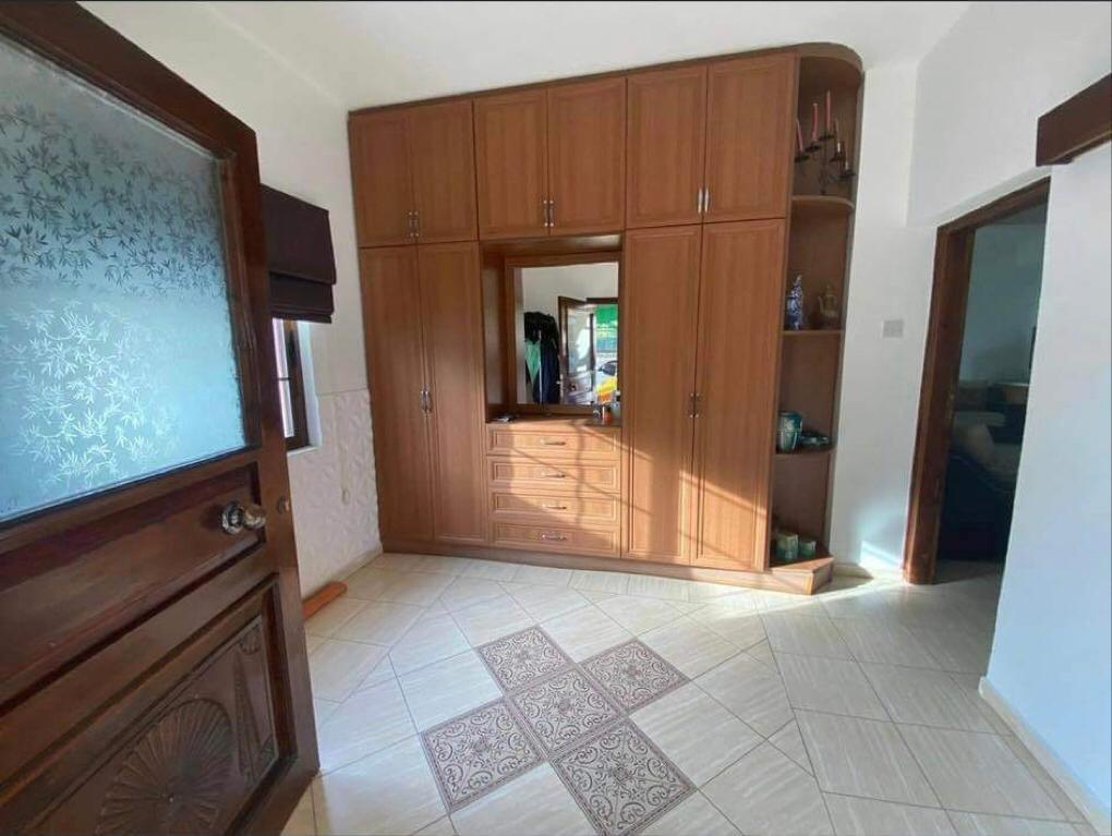 8 Triplex Villa